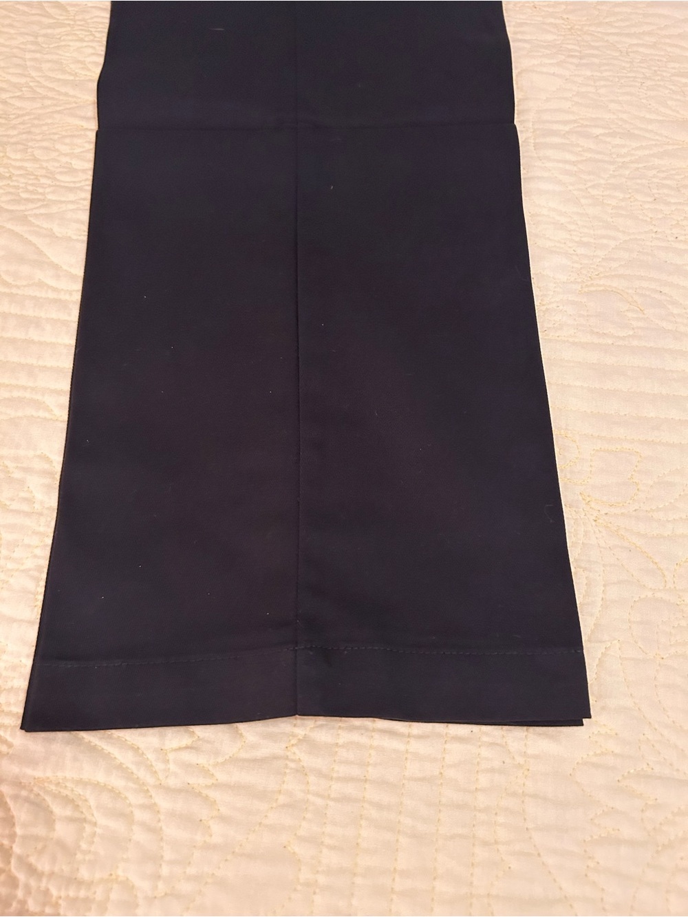 Dockers Black Easy Khaki Classic Fit Men’s Chinos - Picture 5 of 10